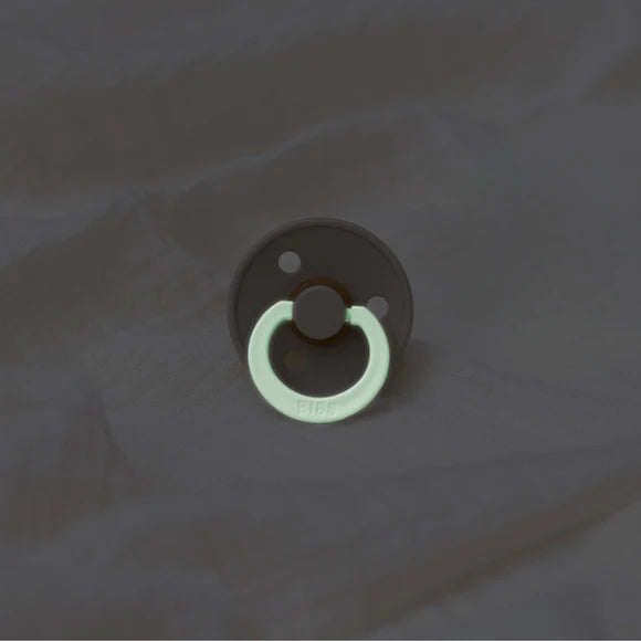 BIBS Colour GLOW in the dark dummie.